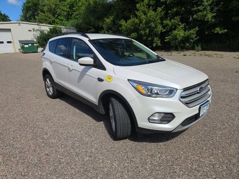 Used 2018 Ford Escape SEL w/ Ford Safe & Smart Package AWD/4WD image 24