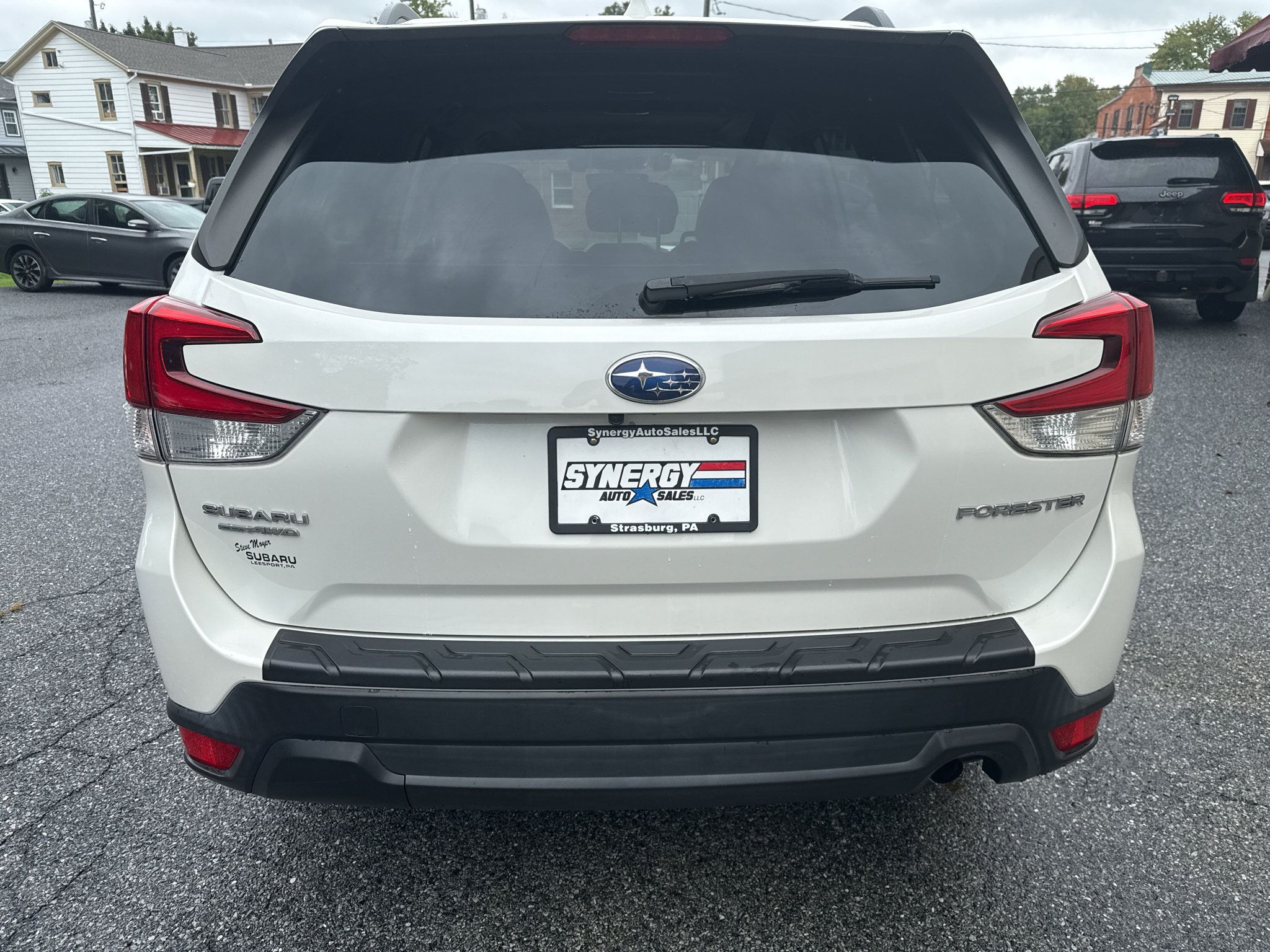 Used 2019 Subaru Forester Premium w/ All-Weather Package AWD/4WD image 4