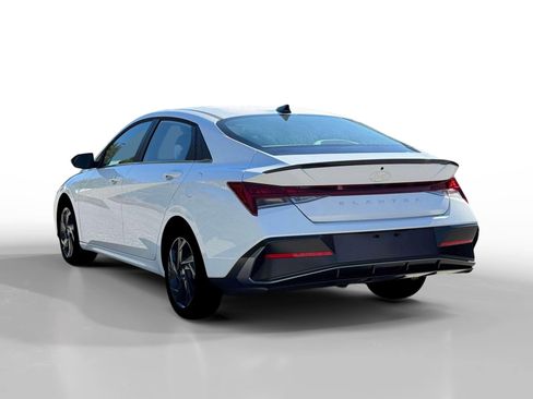 New 2026 Hyundai Elantra SEL Sport Premium image 5