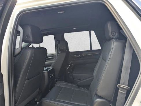 Used 2024 GMC Yukon Denali RWD image 13