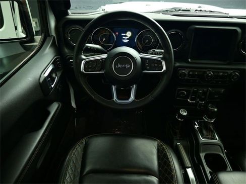 Used 2021 Jeep Wrangler Unlimited Sahara image 2