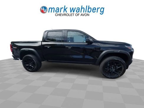 Certified 2023 Chevrolet Colorado Trail Boss w/ Technology Package AWD/4WD image 9