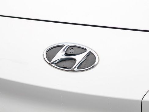 Certified 2023 Hyundai Kona SE image 6