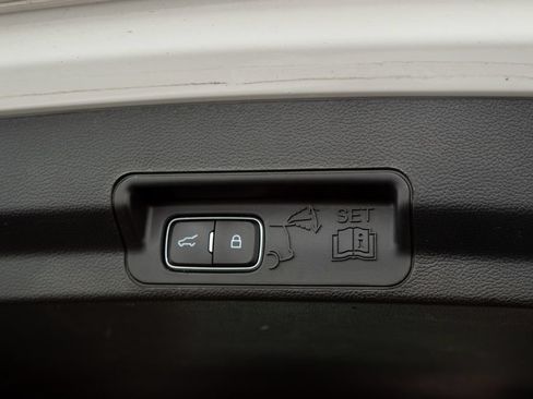 Used 2020 Ford Explorer 4WD image 14