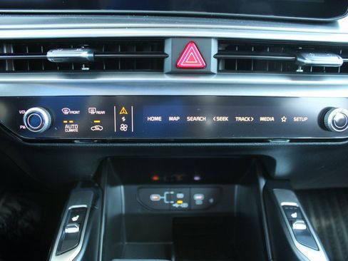 New 2026 Kia Sorento S w/ S Panoramic Sunroof Package image 42