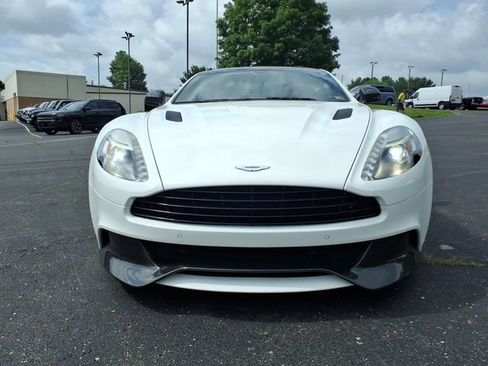 Used 2014 Aston Martin Vanquish Coupe RWD image 2