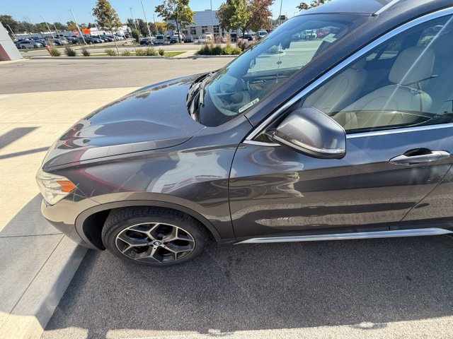 Used 2017 BMW X1 xDrive28i AWD/4WD image 16
