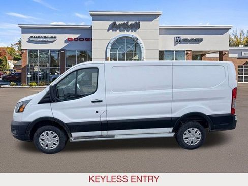 Used 2024 Ford Transit 250 Low Roof w/ Exterior Upgrade Package image 5