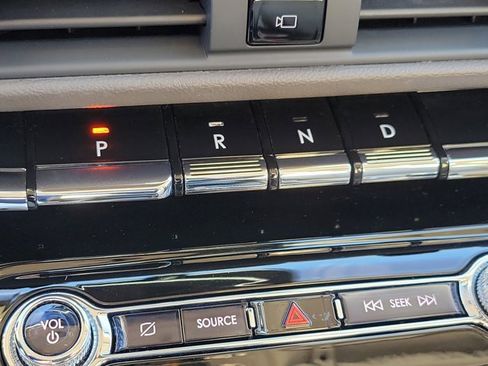 Used 2020 Lincoln Corsair FWD w/ Equipment Group 101A image 27