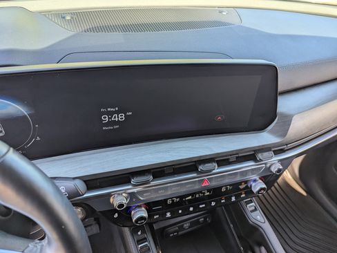 Certified 2025 Kia Telluride SX X-Line AWD/4WD image 23