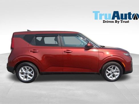 Used 2020 Kia Soul S FWD image 8