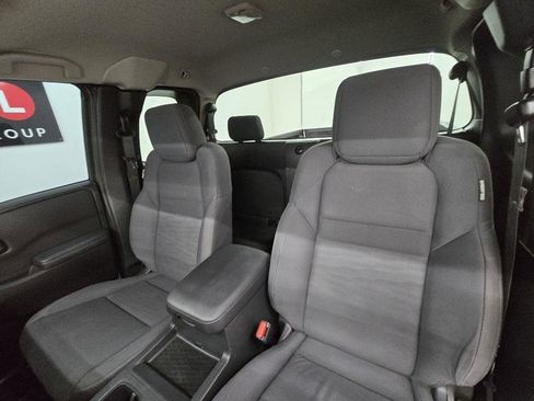 Used 2024 Nissan Frontier S w/ S Utility Package RWD image 13