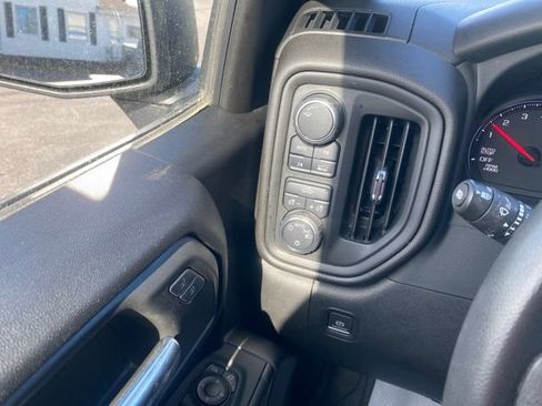Used 2024 Chevrolet Silverado 1500 Custom AWD/4WD image 17
