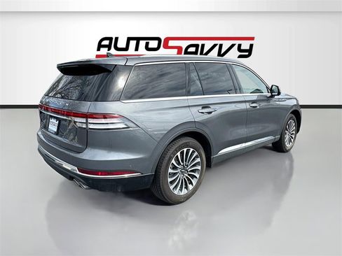 Used 2023 Lincoln Aviator Reserve w/ Elements Package Plus image 7