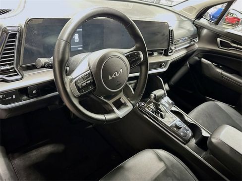 Used 2023 Kia Sportage EX image 16