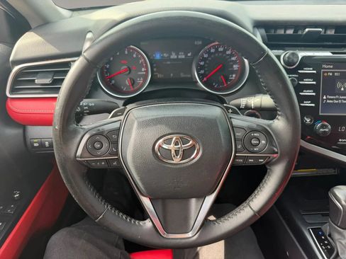 Used 2020 Toyota Camry XSE FWD image 12