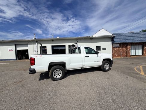 Used 2017 Chevrolet Silverado 1500 W/T w/ Trailering Package AWD/4WD image 9