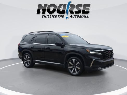 Used 2024 Honda Pilot Touring image 2