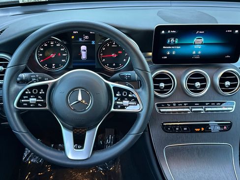 Certified 2022 Mercedes-Benz GLC 300 4MATIC w/ Premium Package Lite image 14