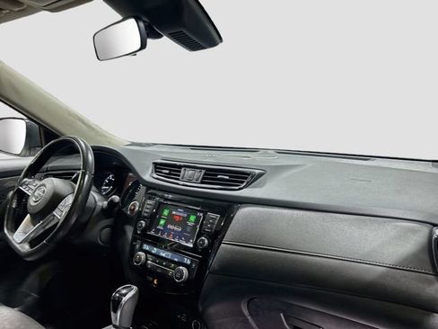 Used 2019 Nissan Rogue SV w/ Sun & Sound Touring Package AWD/4WD image 23