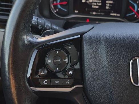 Used 2022 Honda Pilot Elite image 16