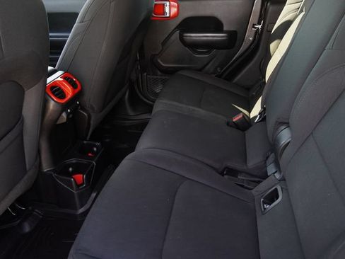 Used 2021 Jeep Gladiator Sport AWD/4WD image 12