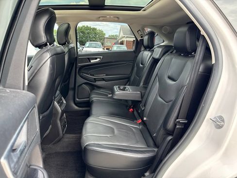 Used 2017 Ford Edge Titanium w/ Equipment Group 301A AWD/4WD image 46
