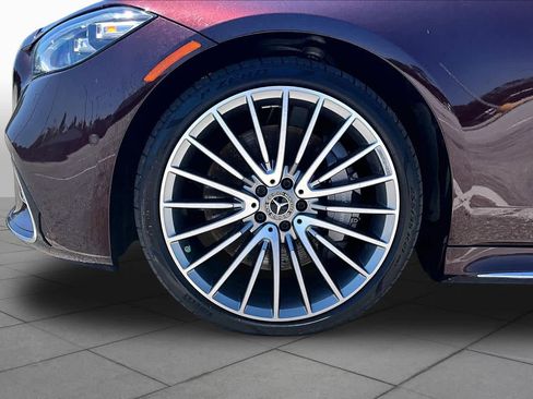 Used 2023 Mercedes-Benz S 500 4MATIC image 11