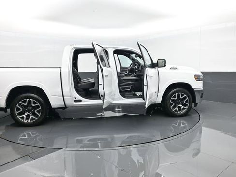 Used 2025 RAM 1500 Laramie image 28
