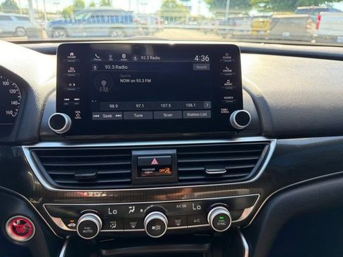 Used 2021 Honda Accord Sport image 21