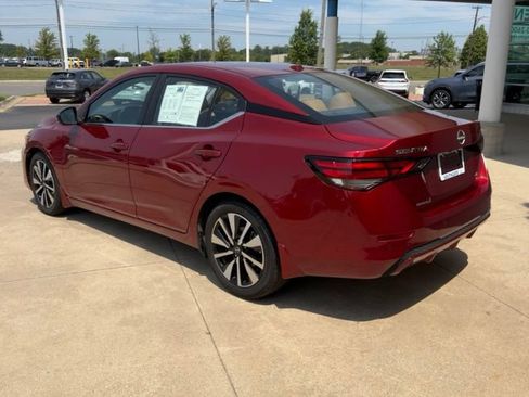 Used 2024 Nissan Sentra SV w/ SV Premium Package FWD image 3