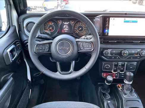 Used 2026 Jeep Wrangler Willys image 4