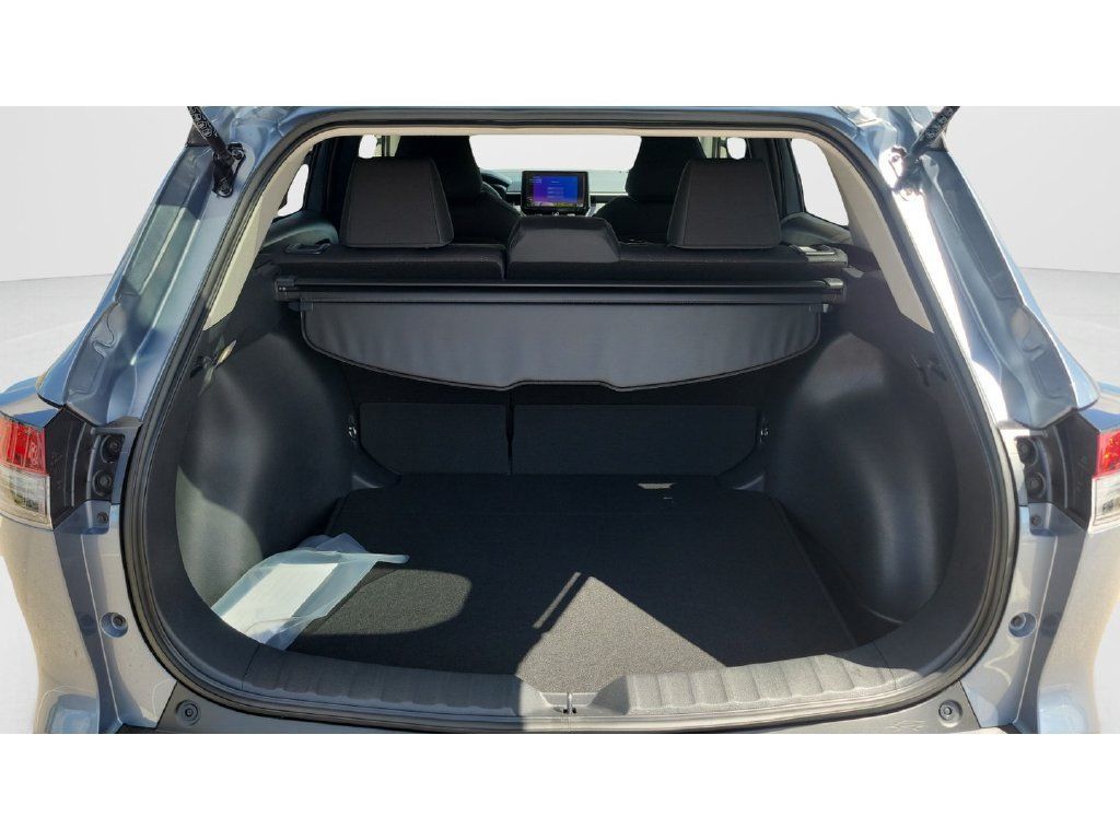 New 2026 Toyota Corolla Cross LE w/ Moonroof Package FWD image 9