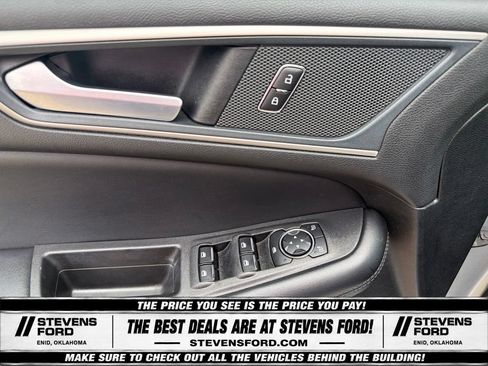 Used 2024 Ford Edge SEL AWD/4WD image 19