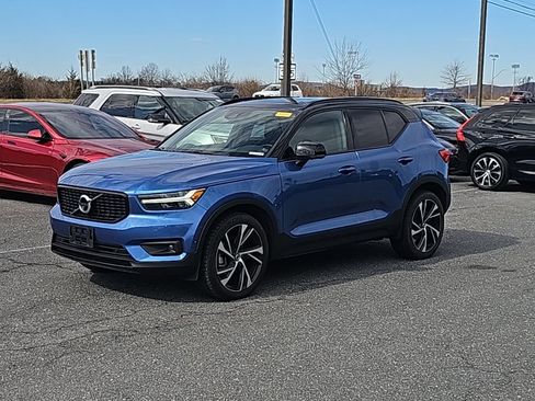Used 2020 Volvo XC40 T5 R-Design w/ Protection Package Premier image 15