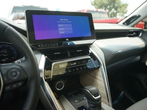Used 2023 Toyota Venza Limited AWD/4WD image 26