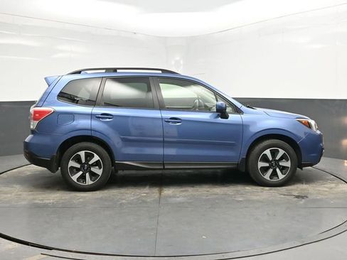 Used 2018 Subaru Forester 2.5i Premium AWD/4WD image 8