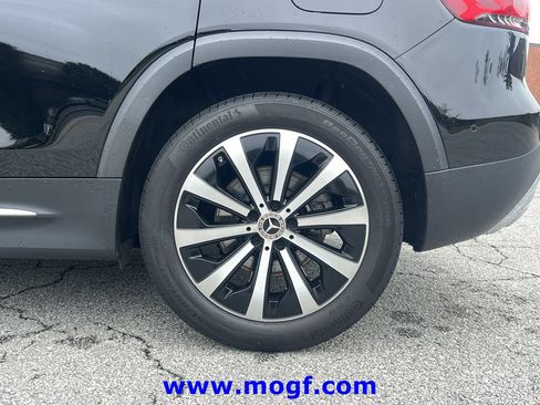 Used 2023 Mercedes-Benz GLB 250 image 33