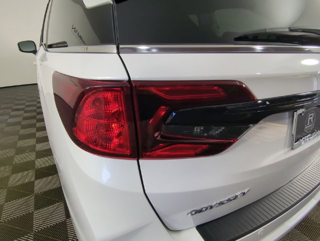 New 2027 Honda Odyssey Touring image 18