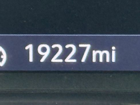 Used 2023 Chevrolet Equinox RS image 43