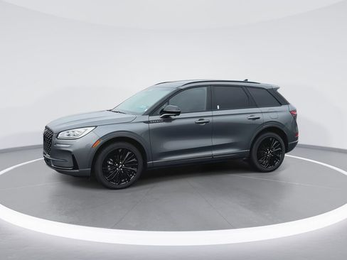 Used 2024 Lincoln Corsair Reserve w/ Equipment Group 201A image 4