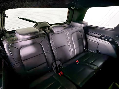 Used 2020 Lincoln Navigator Reserve w/ Equipment Group 208A image 28