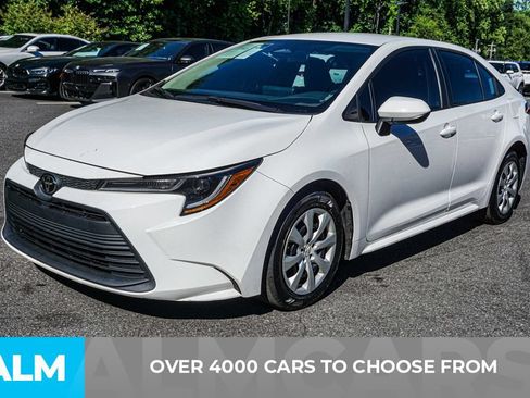 Used 2023 Toyota Corolla LE FWD image 3