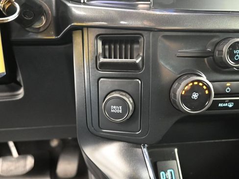 Used 2024 Ford F150 STX RWD image 16