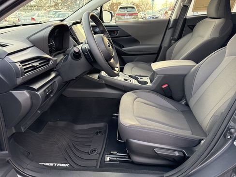 Used 2025 Subaru Crosstrek 2.5i Premium w/ Convenience Package #2 image 30
