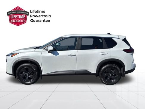 New 2026 Nissan Rogue SV FWD image 8