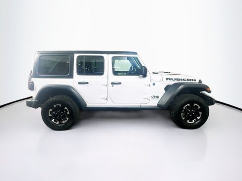 Used 2024 Jeep Wrangler Unlimited Rubicon 4xe AWD/4WD image 10