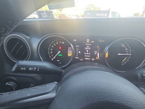 Used 2023 Jeep Wrangler Unlimited w/ 8.4" Radio Group AWD/4WD image 19
