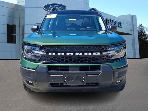 Used 2025 Ford Bronco Sport Outer Banks w/ Outer Banks Tech Package+ AWD/4WD image 3