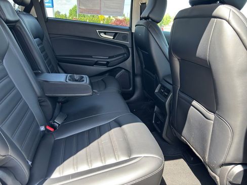 Used 2024 Ford Edge SEL image 27